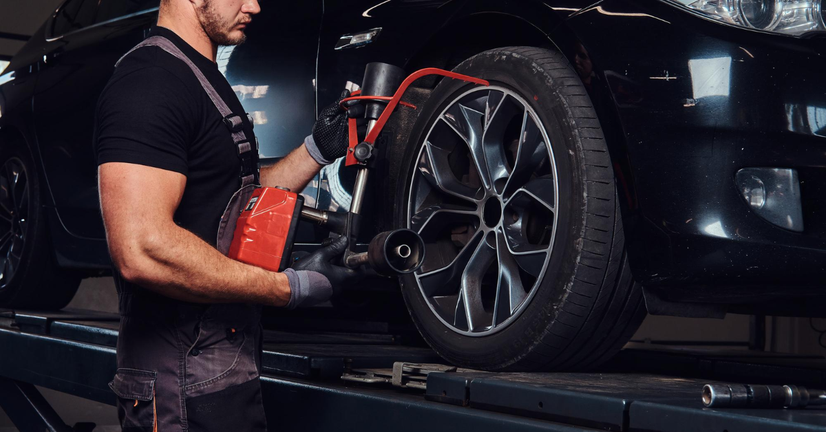 Car Vibrates at High Speed? Complete Guide to Tires, Suspension, and Alignment Issues