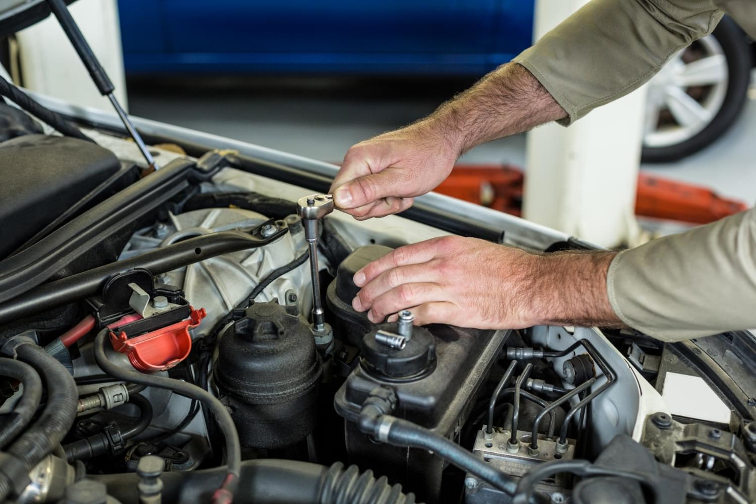 Transmission services in Holland, MI